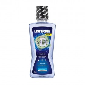 Listerine Nightly Reset 400 ml : Lutte contre les traces de la journée
